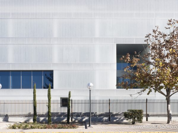 Facultad de Farmacia by Emilio Verastegui Rayo | Albacete – Spain – 2012
